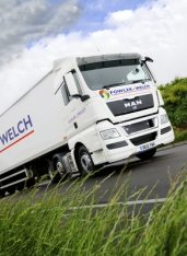 Logistikprofi Fowler Welch in Großbritannien startet mit 130 MAN TGX 