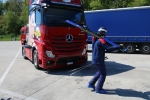 Mercedes-Benz Lucky-Trucker Fitness-Day-Aktion mit Abfahrts-Weltmeister Patrick Küng